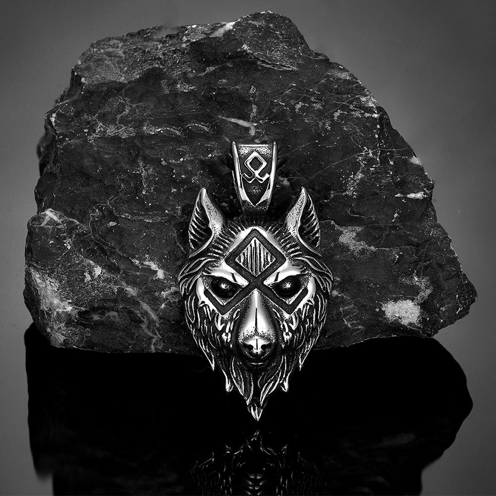 Colar Nórdico Viking Lobo